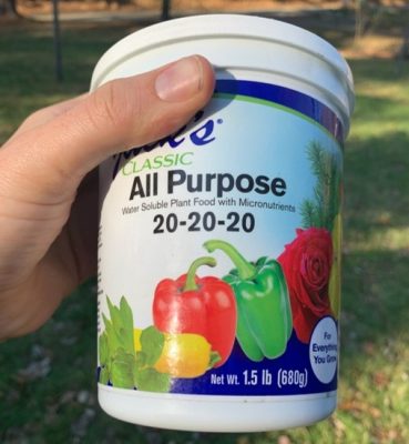 All purpose fertilizer (20-20-20)